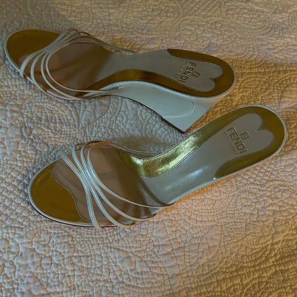 Fendi wedge sandals cream size 39 ( Authentic) - Picture 7 of 8